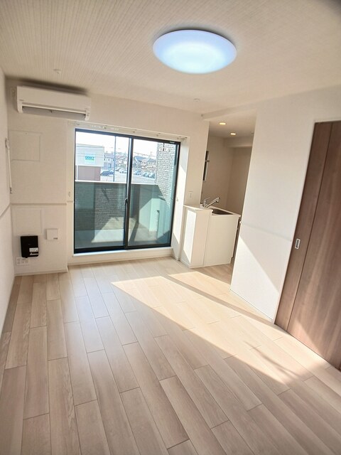 ミウ・ヴィーヴル リビング