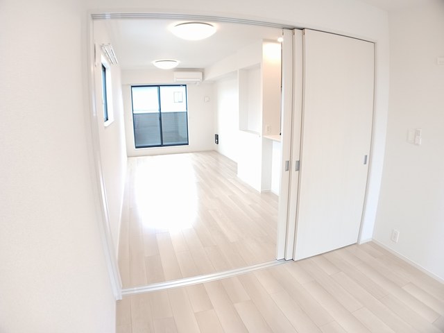 サニープレイス若宮Ⅱ番館 リビング