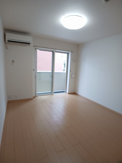 プレーヌアンソレイエＮｏｒｔｈ リビング