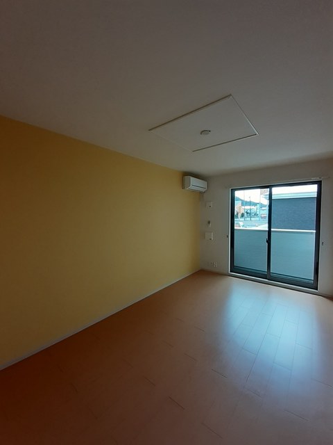 アウローラ湖東 リビング