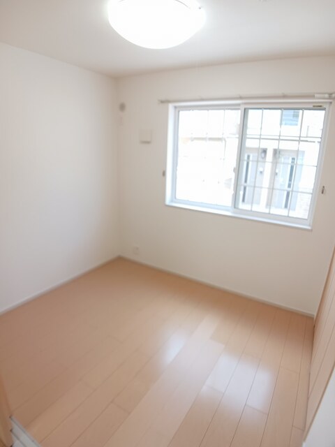 ノール・アンソレイエ・ＳＳＳ ベッドルーム