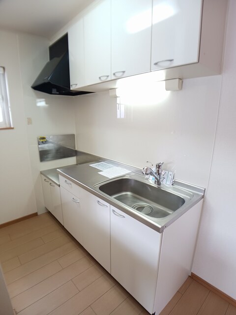 トゥー・ル・モンド キッチン