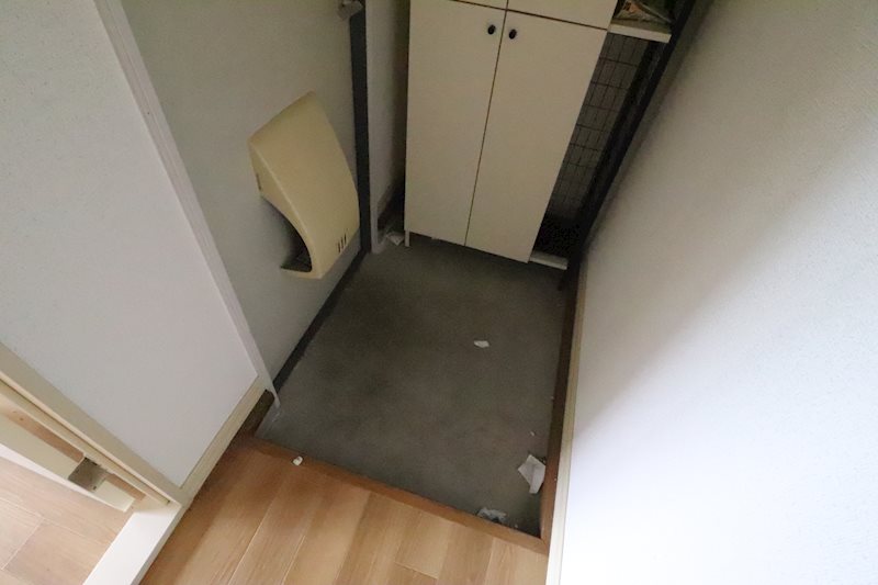 ハイツイーグル 玄関