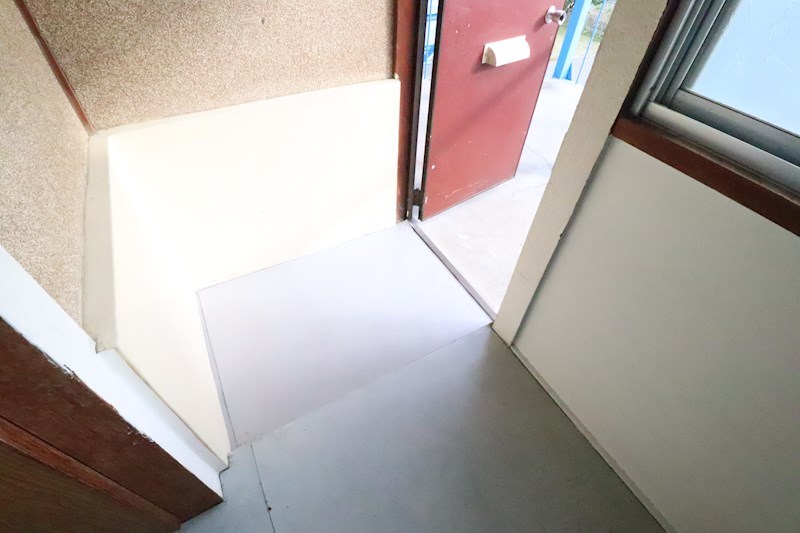 杉本アパート 玄関