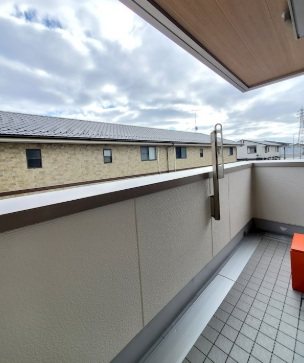 シャーメゾンユーウェル ベランダ