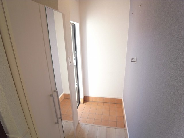 メゾンプラシード　Ⅴ 玄関