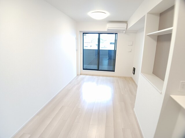 ソレイユカヤノⅥ リビング