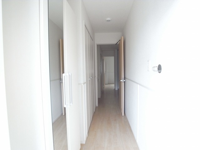 ルガルボニート　Ⅱ 玄関