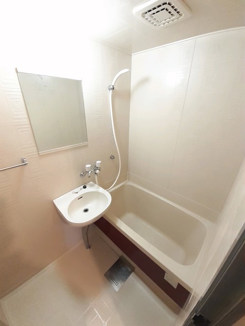 エルデムサワ 風呂画像