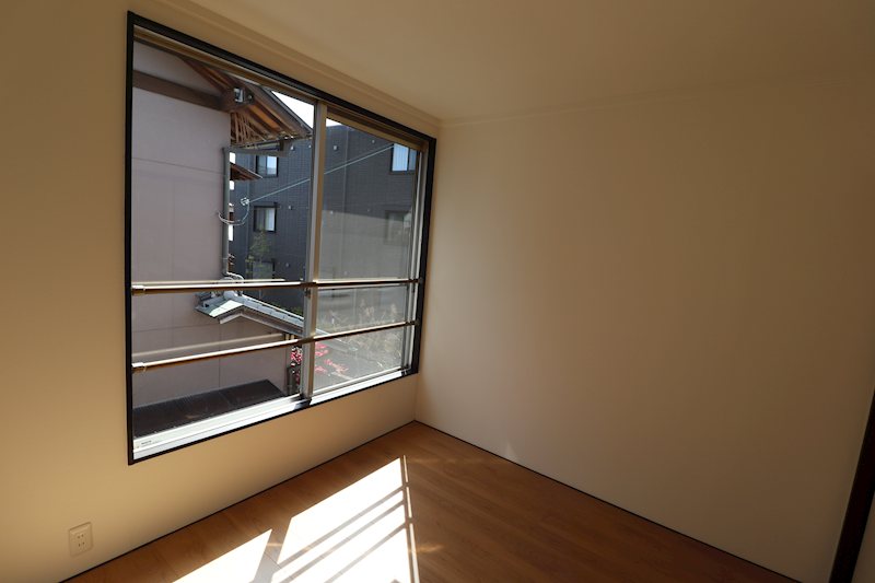 山本ハイツ ベッドルーム