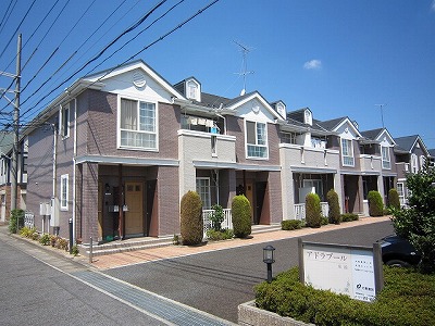 アドラブール東浦 101号室 外観