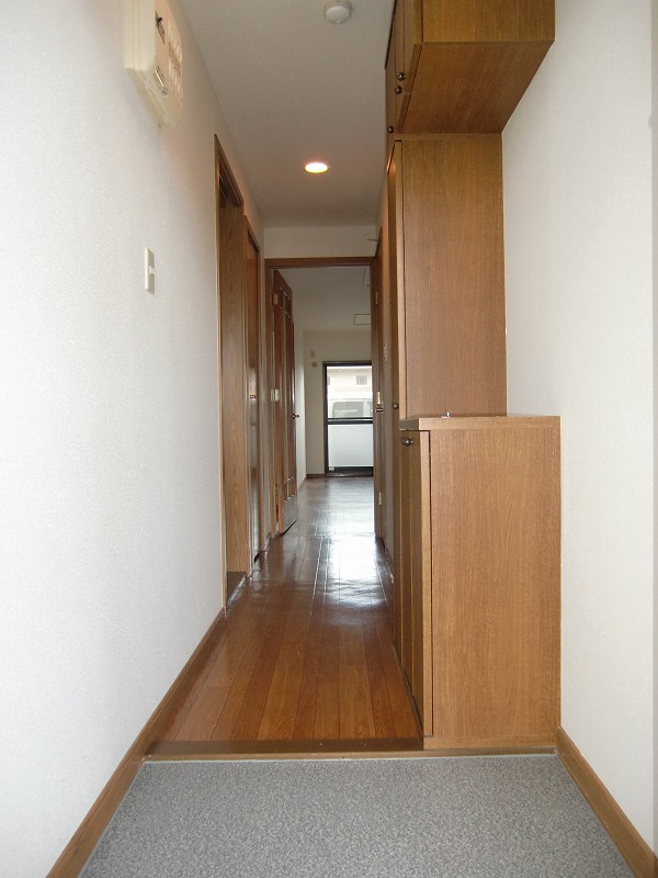 コモド・カーサ 玄関