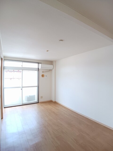 リバティ　栄 ベッドルーム