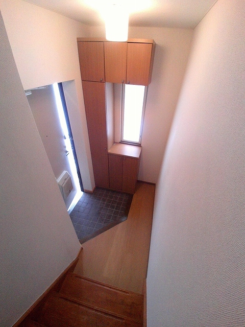 オアシスＦ・Ａ 玄関