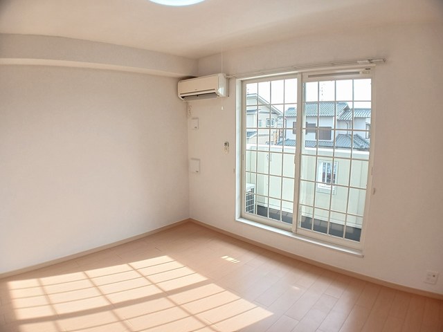 コータ・コート　Ｆ リビング