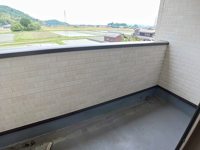 アースフィールド　ハチマン ベランダ