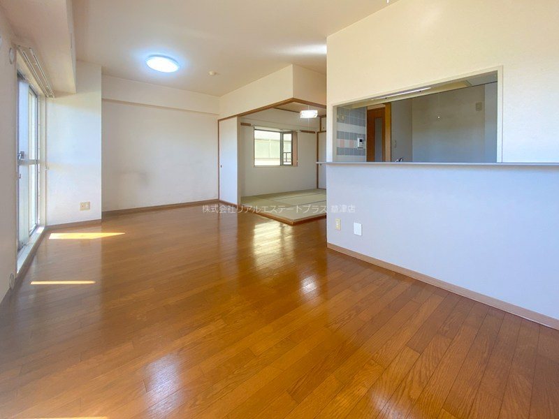 リサービア大津 リビング