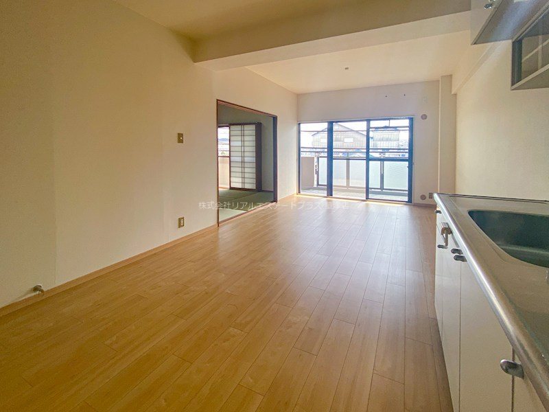 シャルマンコーポ第３瀬田Ⅱ リビング