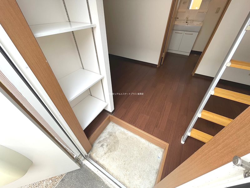 ウィルヴィレッジ一里山 玄関