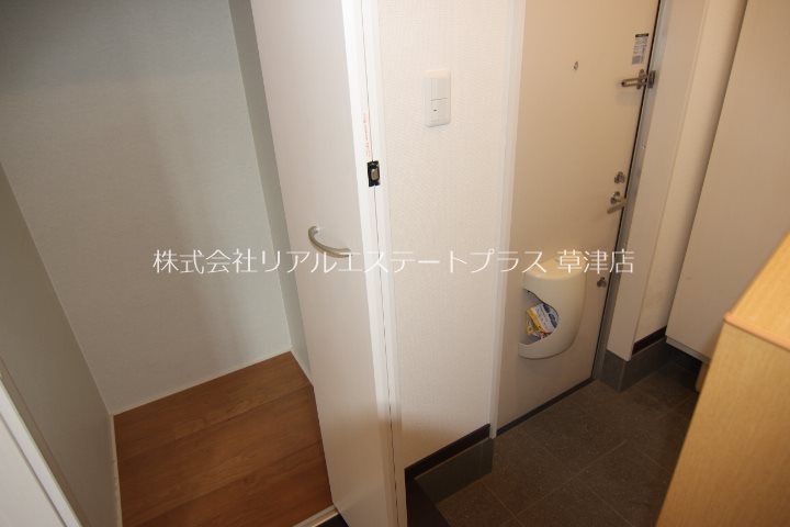 クッキーメゾネット 玄関