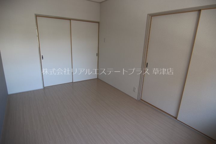 ハイツ北村 ベッドルーム