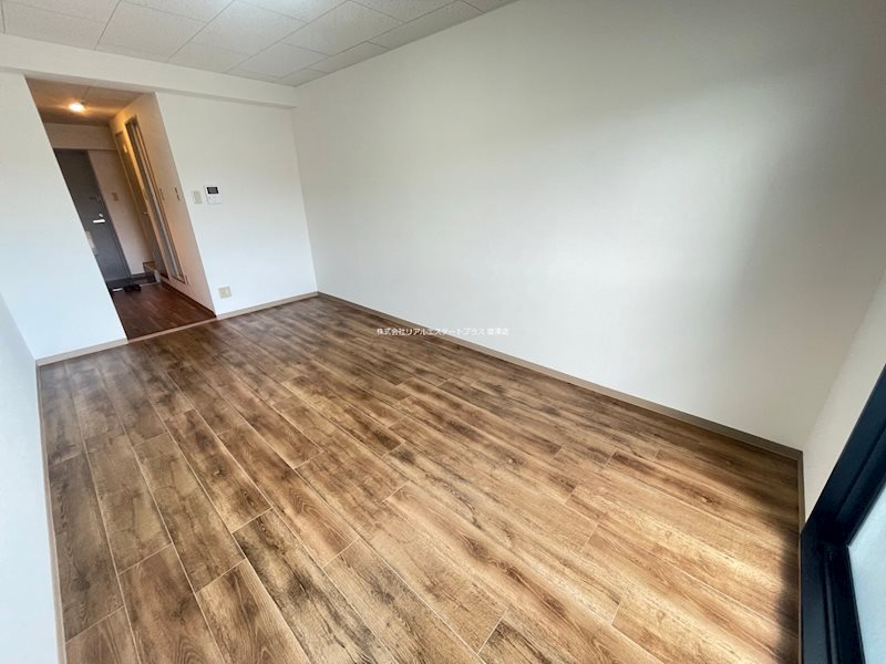 ルネス・アン リビング