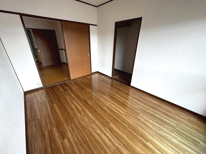 サンコーポ ベッドルーム