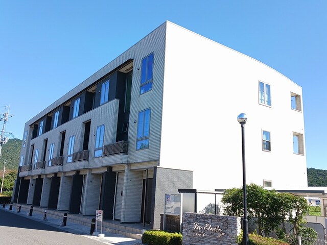 ラ・エトワール 305号室 外観