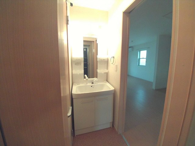 アンジュール その他1