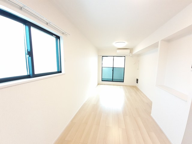 クレメント近江八幡　Ｂ リビング