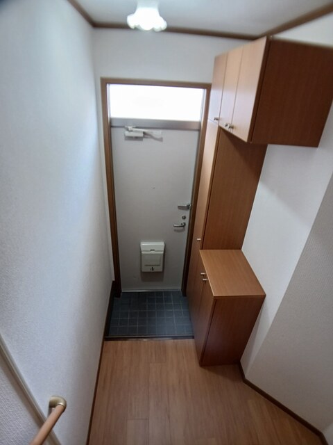 シャン・ド・フルール 玄関