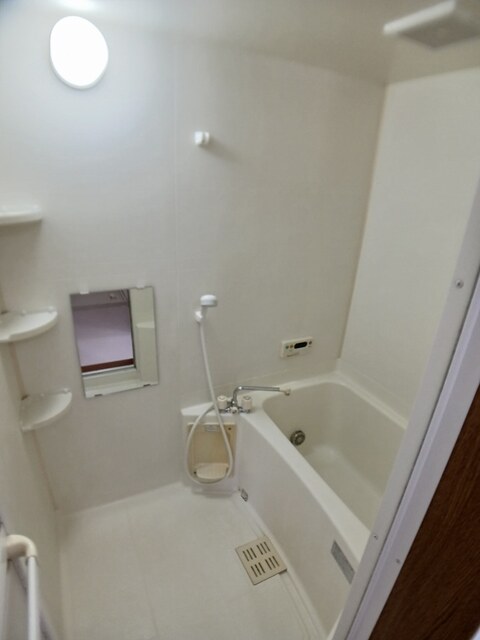 シャン・ド・フルール 風呂画像