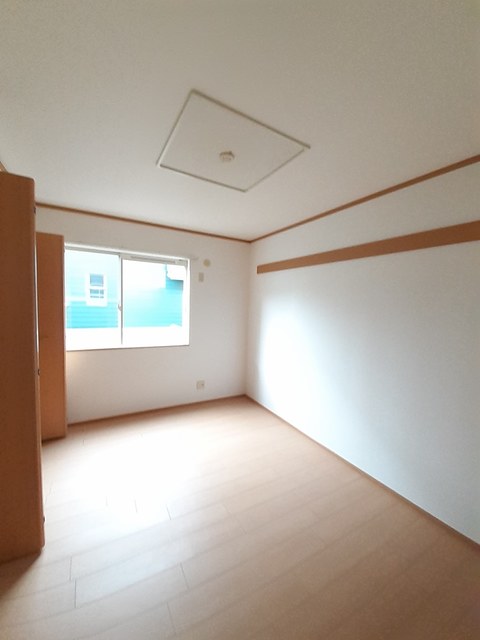 ラルジュ その他6