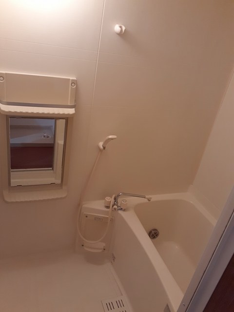 ラフィネシャトレーⅡ番館Ｂ 風呂画像