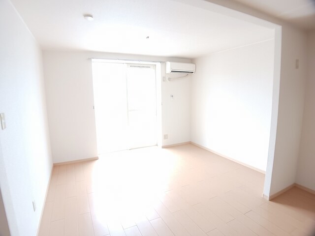 ペリドットクイーン リビング