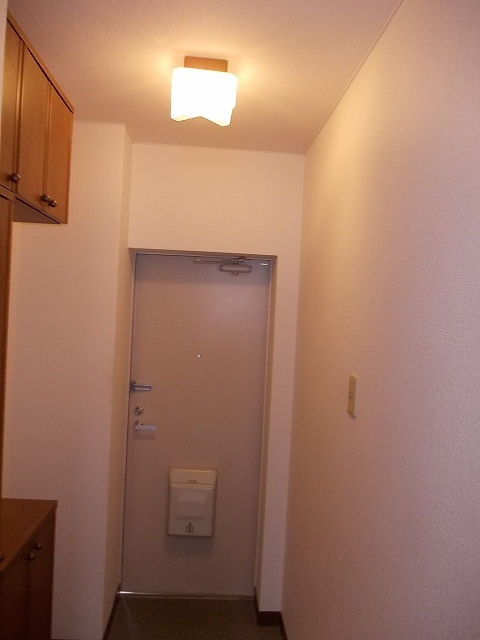 サニーコート守山 玄関