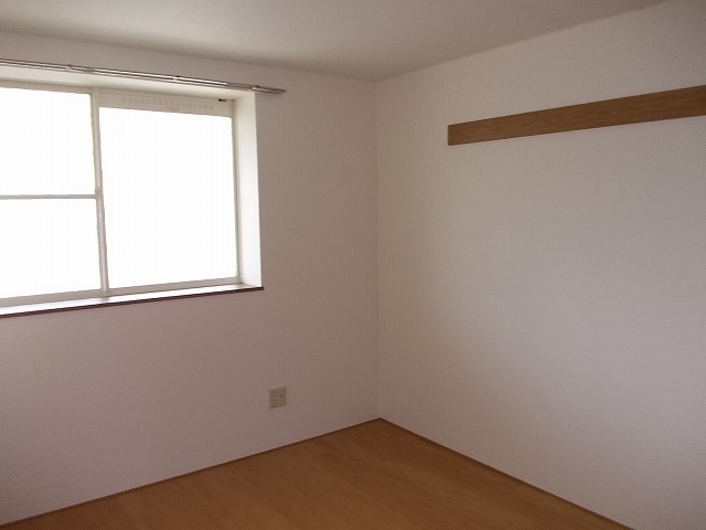 サニーコート守山 ベッドルーム