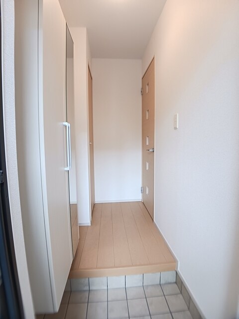 エトワール・フィラントＢ 玄関