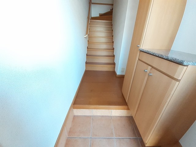 グリ－ン　ガ－デンＢ 玄関