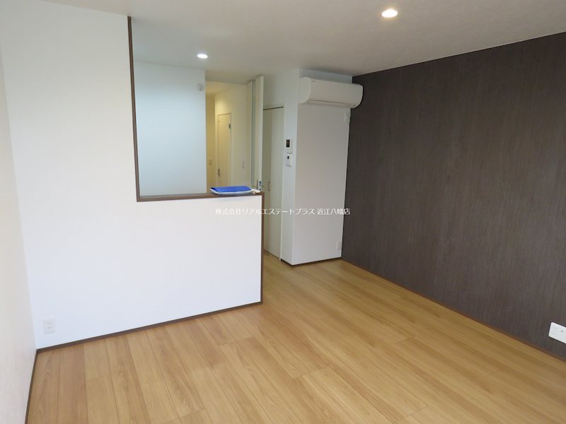 オウルズネスト リビング