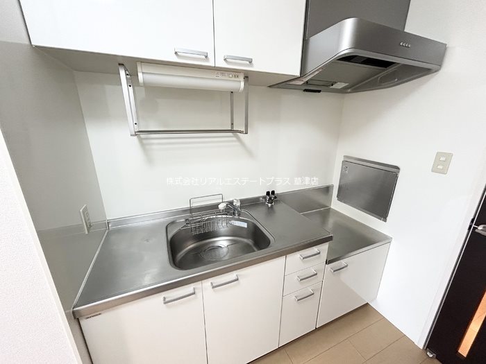 クレセント キッチン