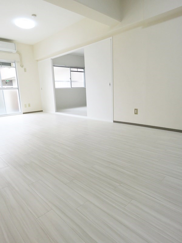 フラワー2番館  リビング