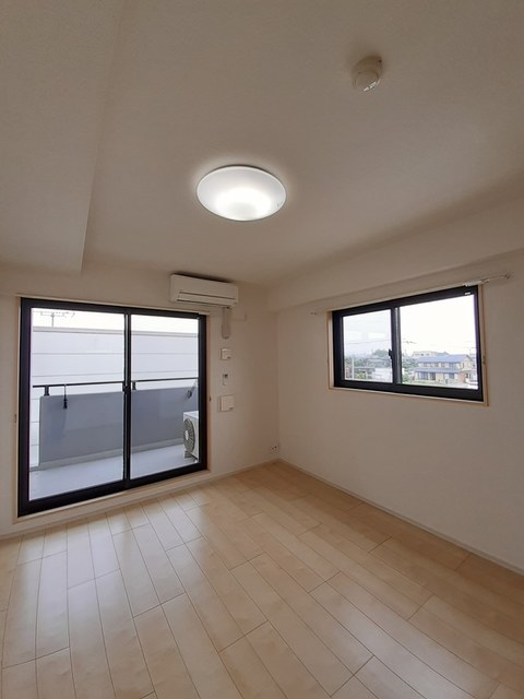 ＣＡＳＴＬＥ　ＡＺＵＣＨＩ リビング