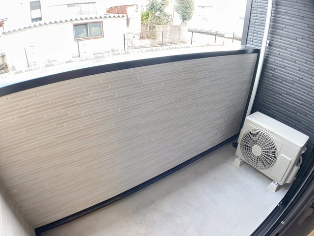 ファミリエ　Ⅰ ベランダ