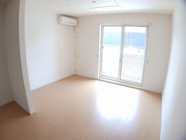 カルム リビング