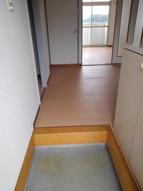 ルミエールＡ 玄関
