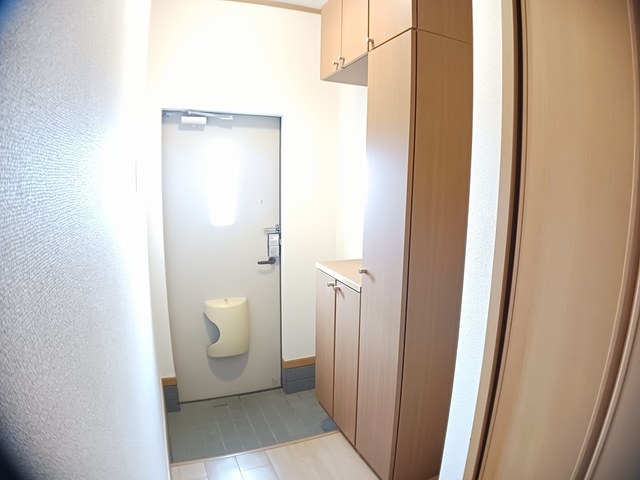 セレッソＳＴ１ 玄関