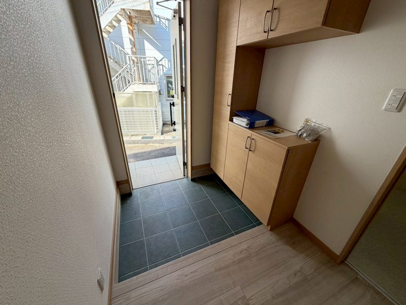 馬場1丁目貸家C 玄関