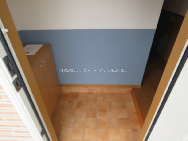 TWIN OAKS   玄関