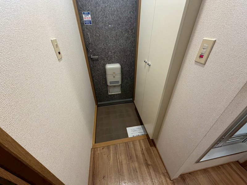 ルミエール 玄関